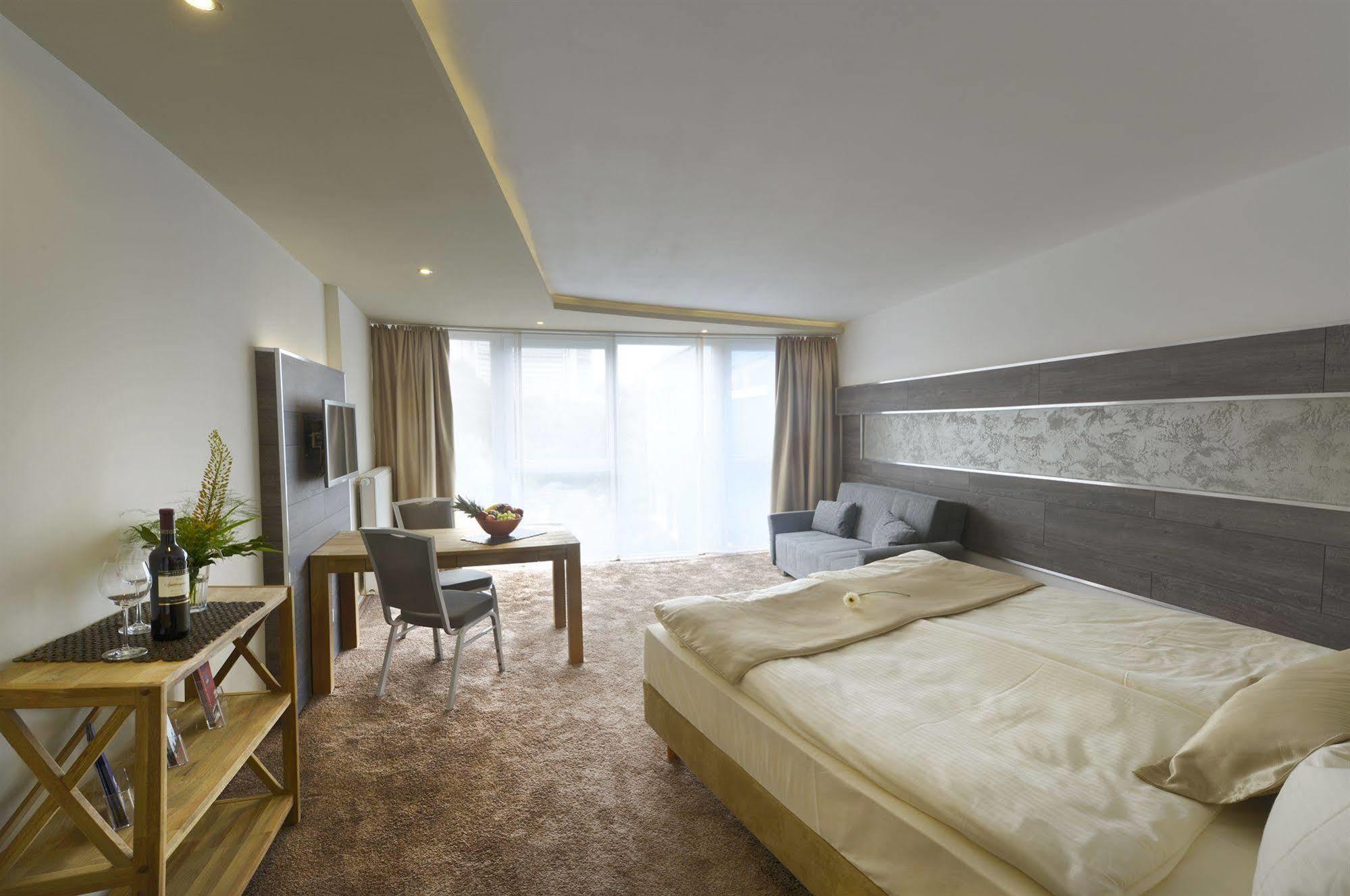 Petul Apart Hotel City Premium Эссен Экстерьер фото